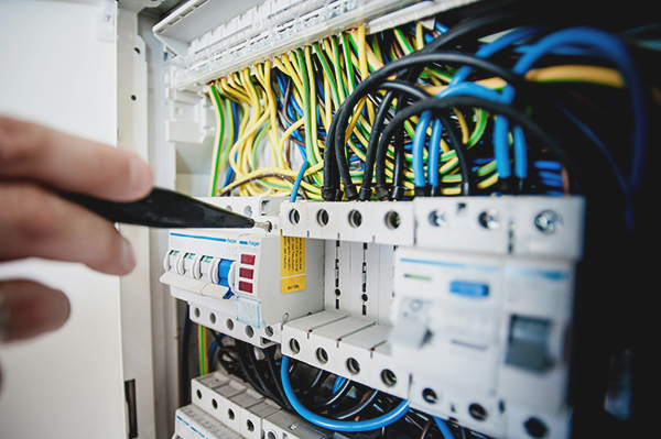 Unscrew Circuit Breaker